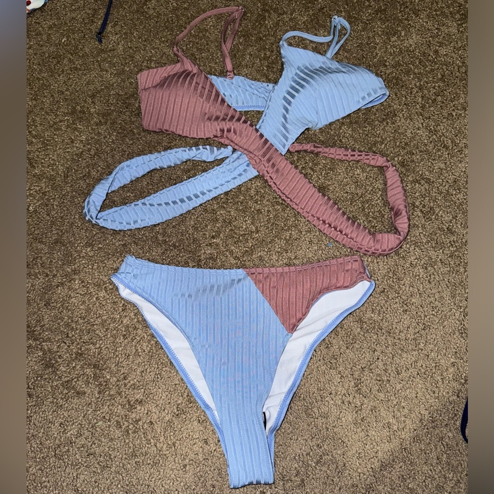 Swim suit set